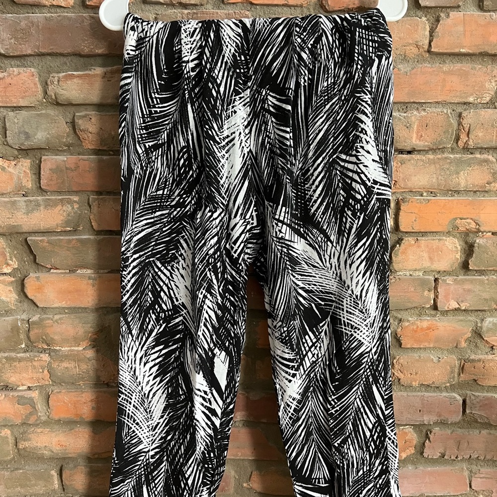 Jogger pants - fun print!